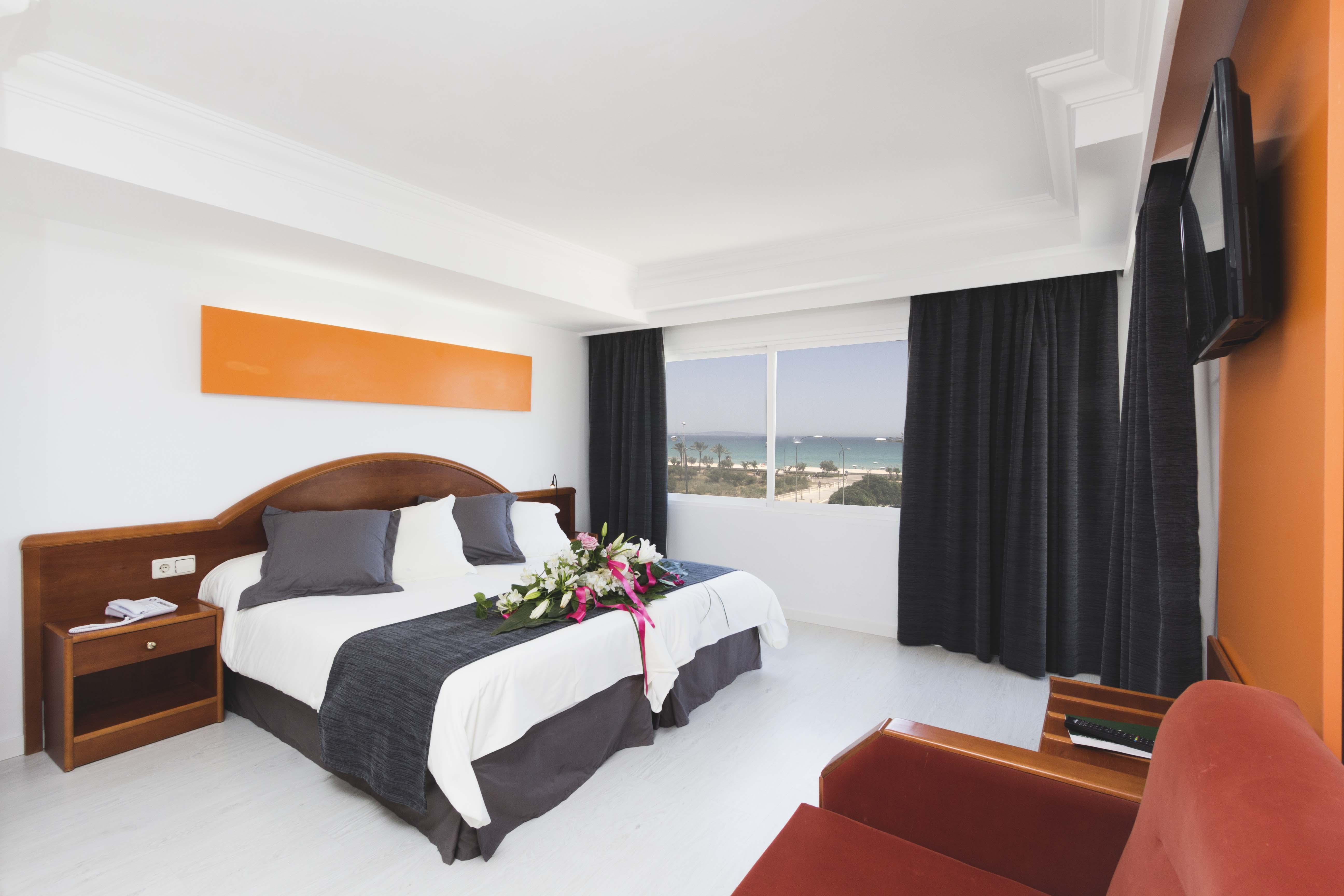 Hotel Sant Jordi ปลายาเดปัลมา ภายนอก รูปภาพ