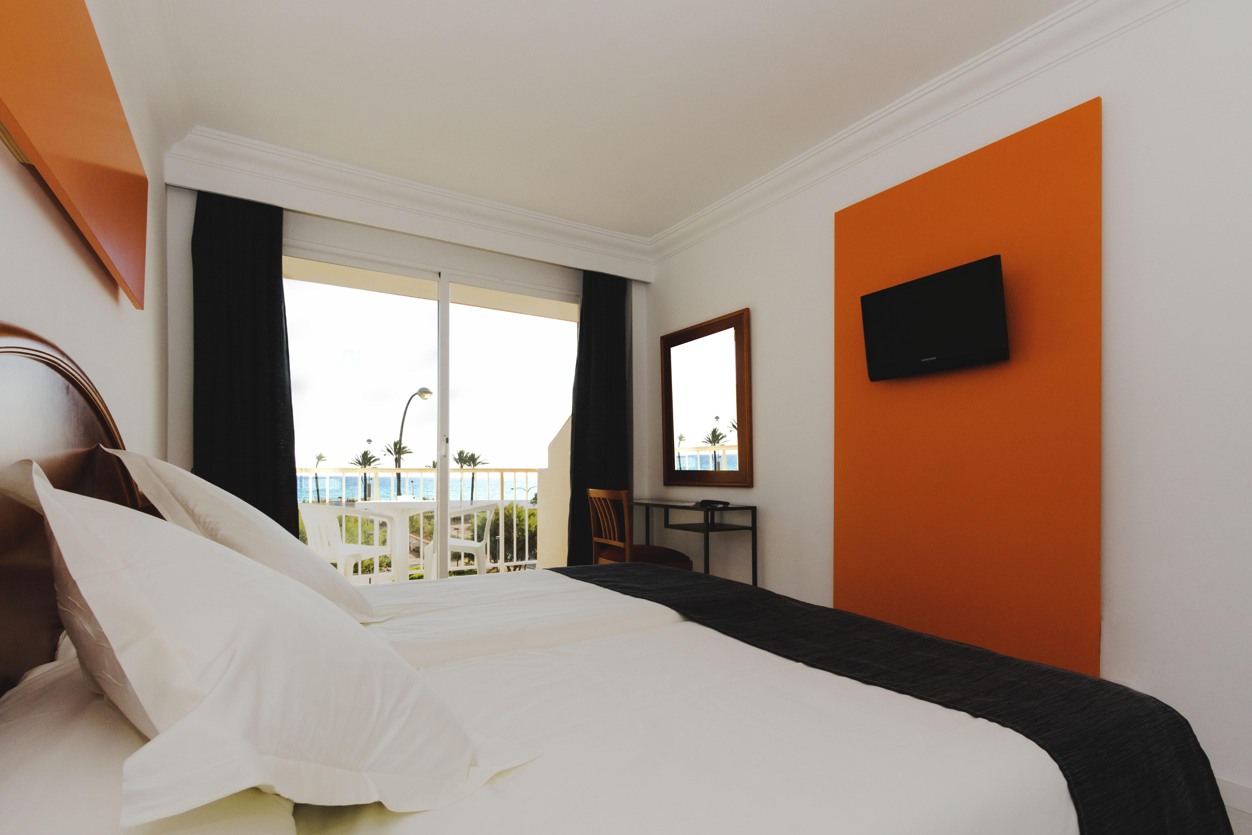 Hotel Sant Jordi ปลายาเดปัลมา ภายนอก รูปภาพ